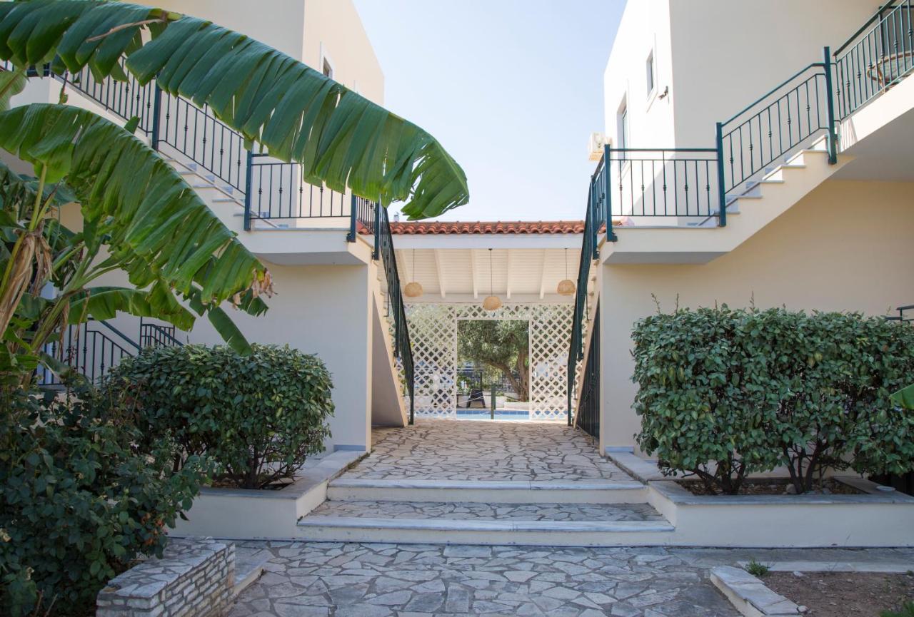 Oliva Holiday Homes Dhiyeliotika Exterior photo