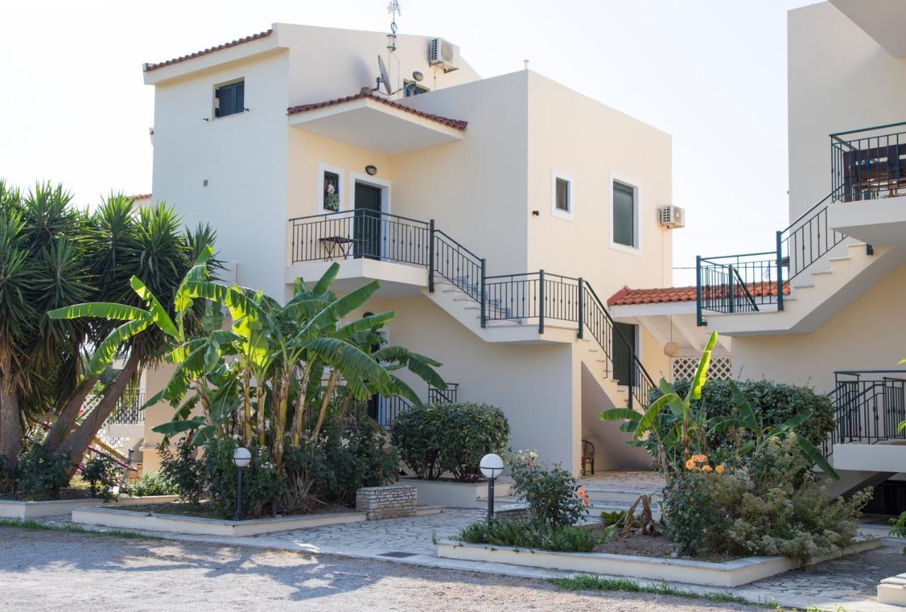 Oliva Holiday Homes Dhiyeliotika Exterior photo